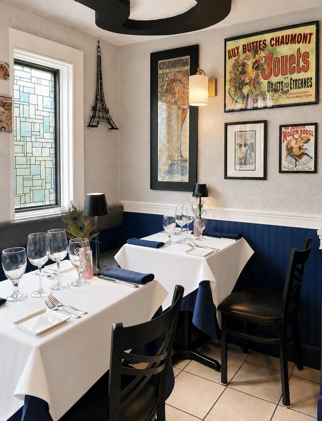 The Dining Room at Bleu RendezVous